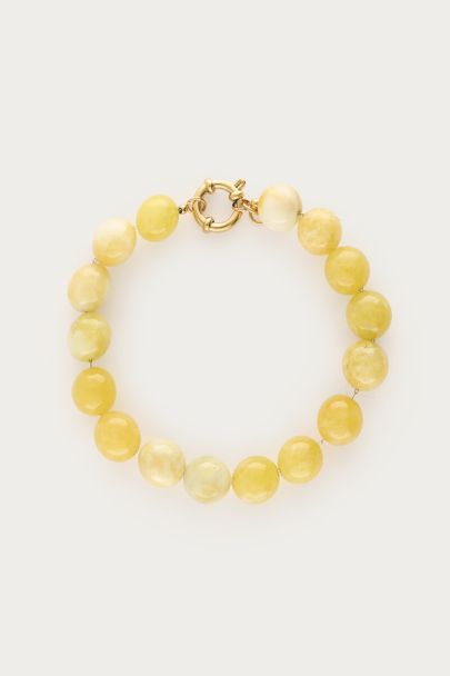 Lichtgele armband met kralen