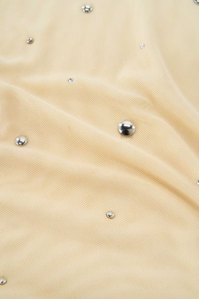 Licht gele mesh top met zilverkleurige studs