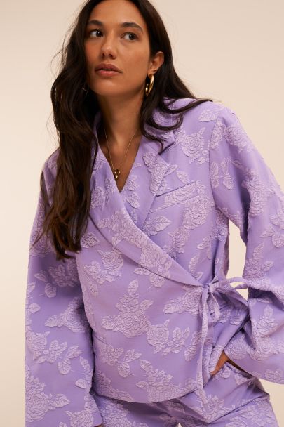 Fliederfarbener Oversize-Jaquard-Blazer mit Schleifen-Detail
