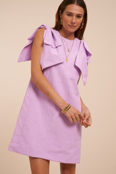 Lila korte jurk met strik details