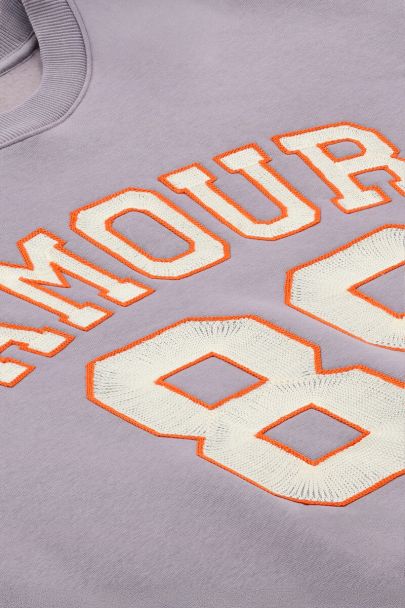 Lilac sweater "Amour 89"
