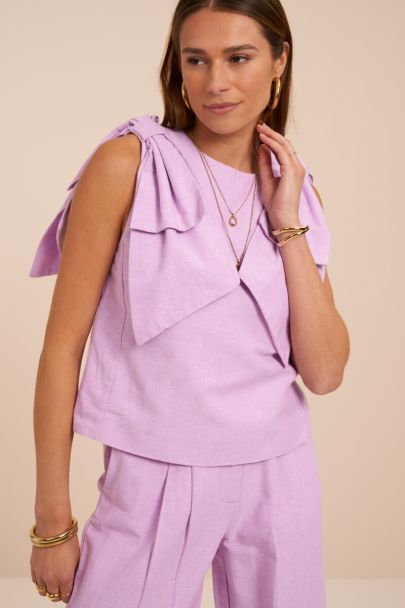 Top lilas avec n&oelig;uds