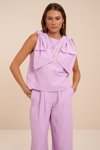 Top lilas avec n&oelig;uds