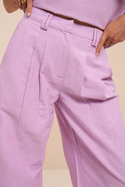 Pantalon lilas large aspect lin