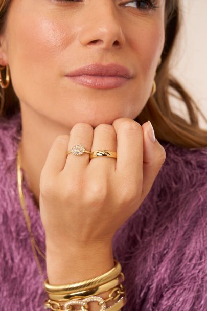 Magical ovalen ring met strass stenen