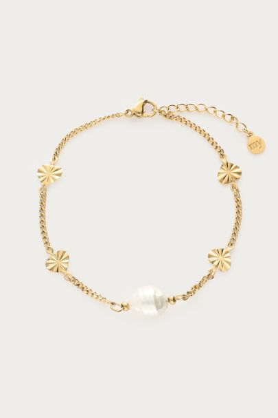 Midnight bracelet with freshwater pearl