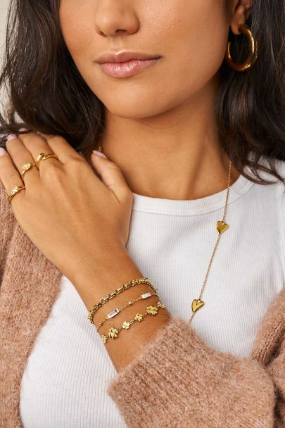 Minimalistisches Armband quadratisch mit Strasssteinen