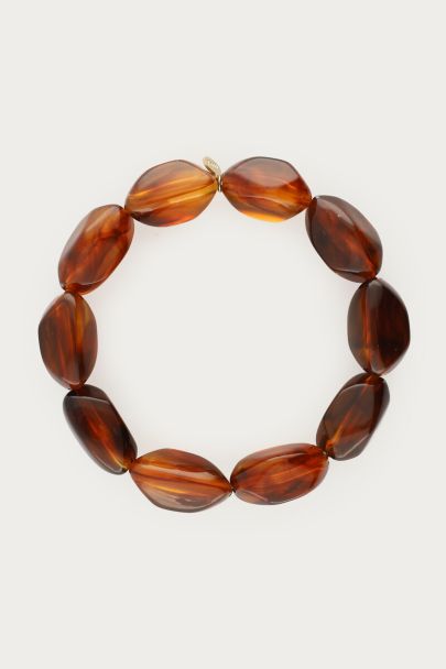 Bruine armband met ovalen kralen