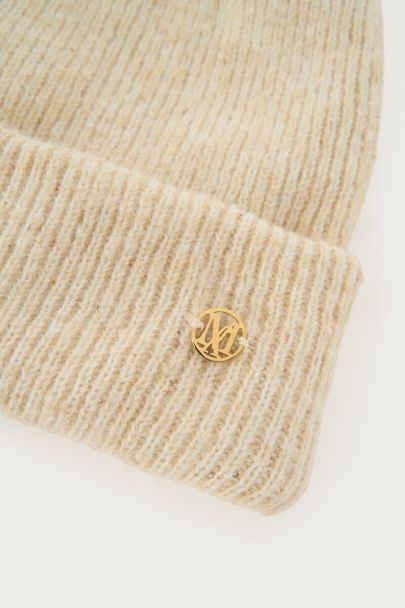 Beige knitted beanie with mini sequins