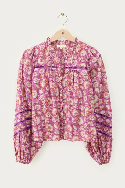 Paarse blouse met bloemenprint en tapes