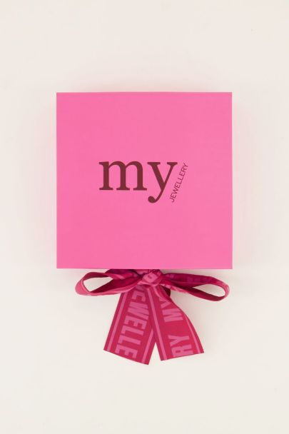 Pink deluxe gift box with bow