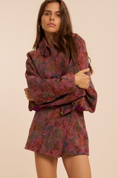 Roter Jacquard-Hosenrock mit Blumenmuster