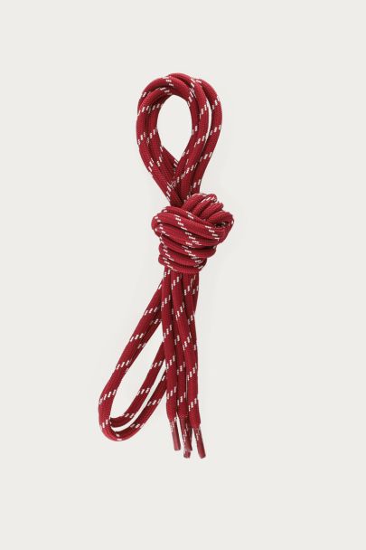 Lacets en corde rouge