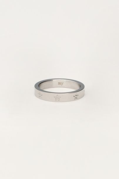 Ring with engraved stars