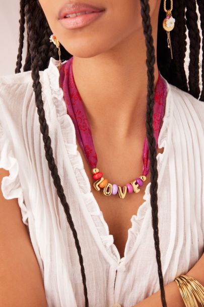 Collier foulard avec perles fantaisie "Love"