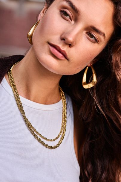 Bold twisted chain small