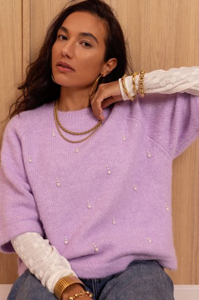 Lilac short-sleeved sweater with faux pearls