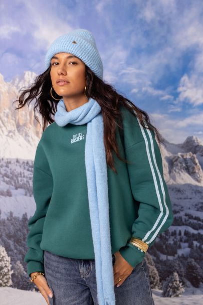 Lichtblauwe gebreide beanie