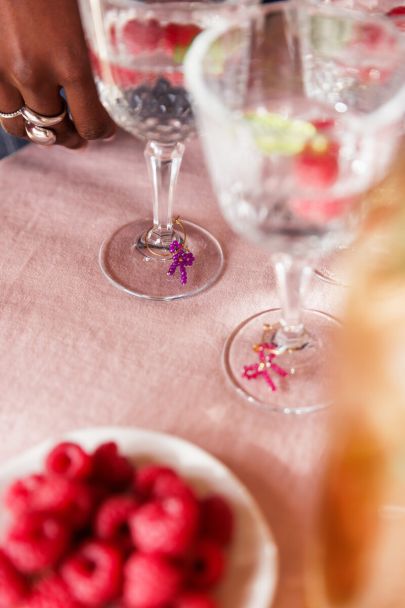 Wijnglas bedels met strikjes