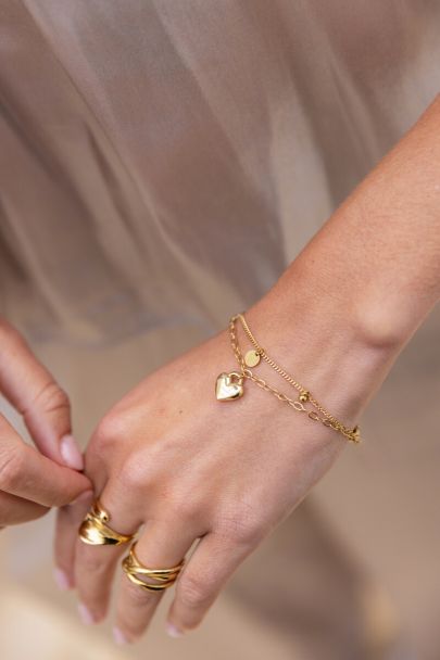 Minimalistische dubbele armband met hartjes bedel