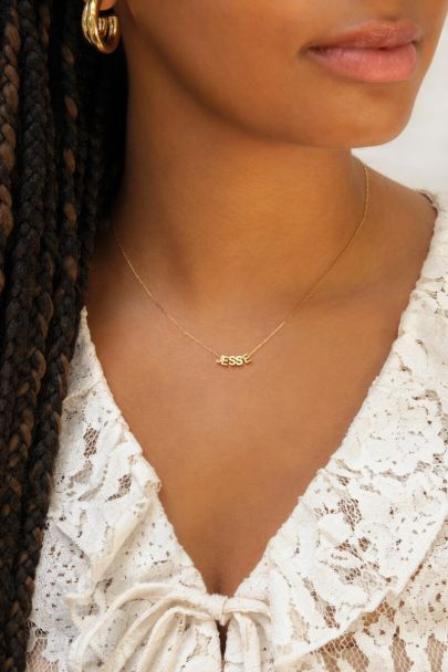Engraved short necklace with initials