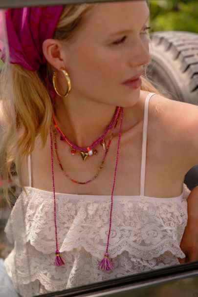 Collier Art en cordon violet à charms