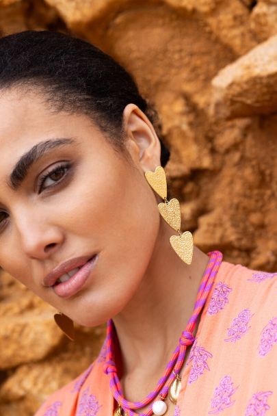 Boucles d'oreilles Nomads avec trois cœurs