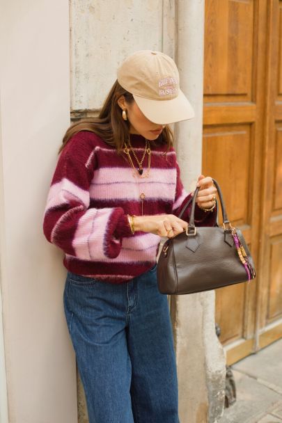 Burgundy brushed trui met roze strepen