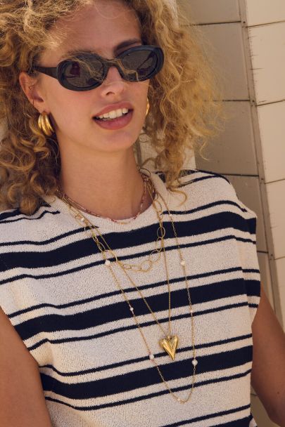 Beigefarbenes gestreiftes Midikleid