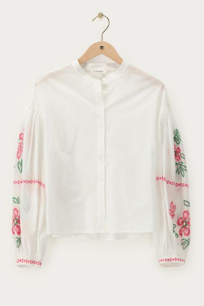 Witte embroidery blouse met bloemen