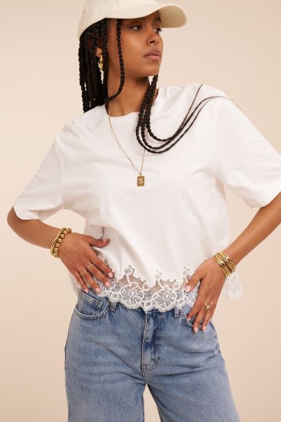 Wit oversized T-shirt met kanten details