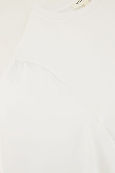 T-shirt blanc à manches plissées
