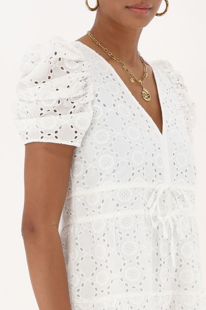 Witte wijde jurk met embroidery