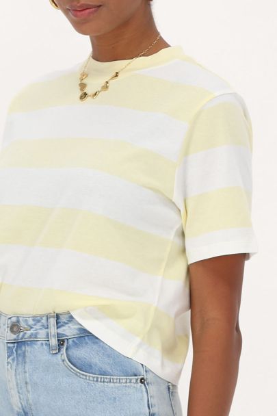 Gelb und weiß gestreiftes T-Shirt
