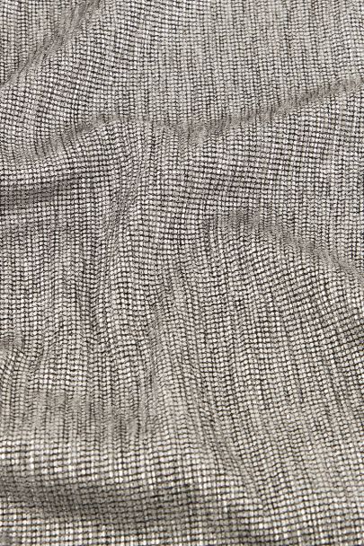 Zilverkleurige metallic jurk met overslag en pofmouwen