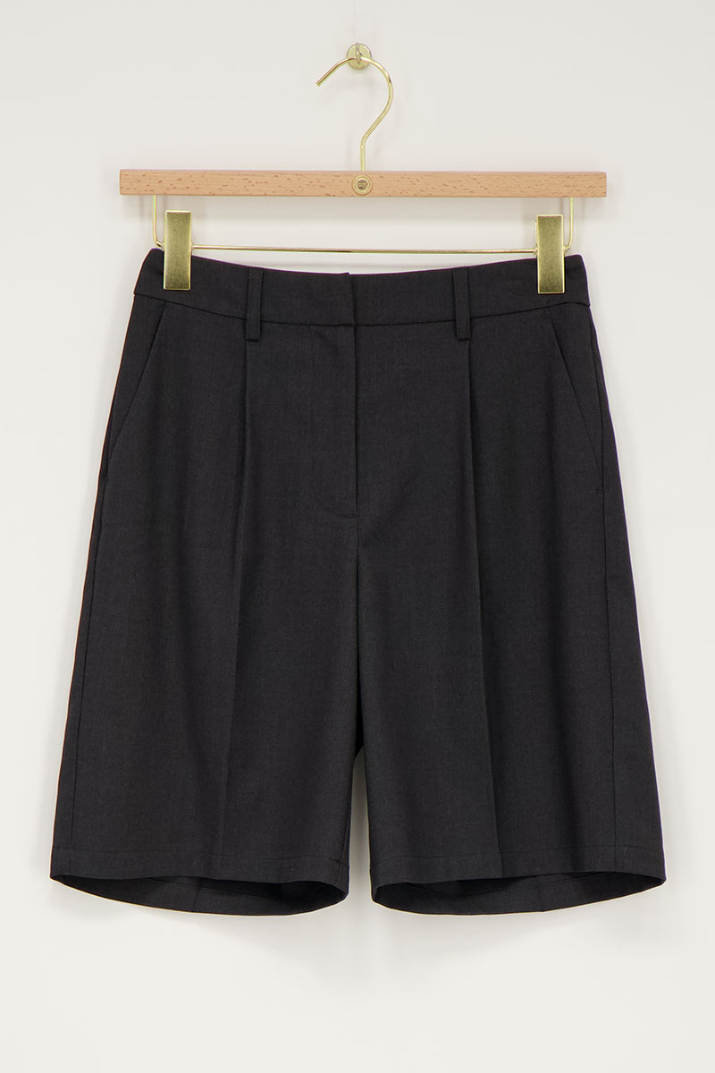 Dark gray bermuda pants | My Jewellery