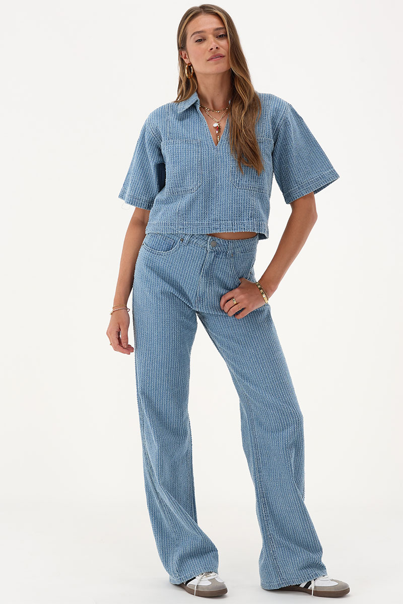 Denim bouclé top with v-neckline | My Jewellery