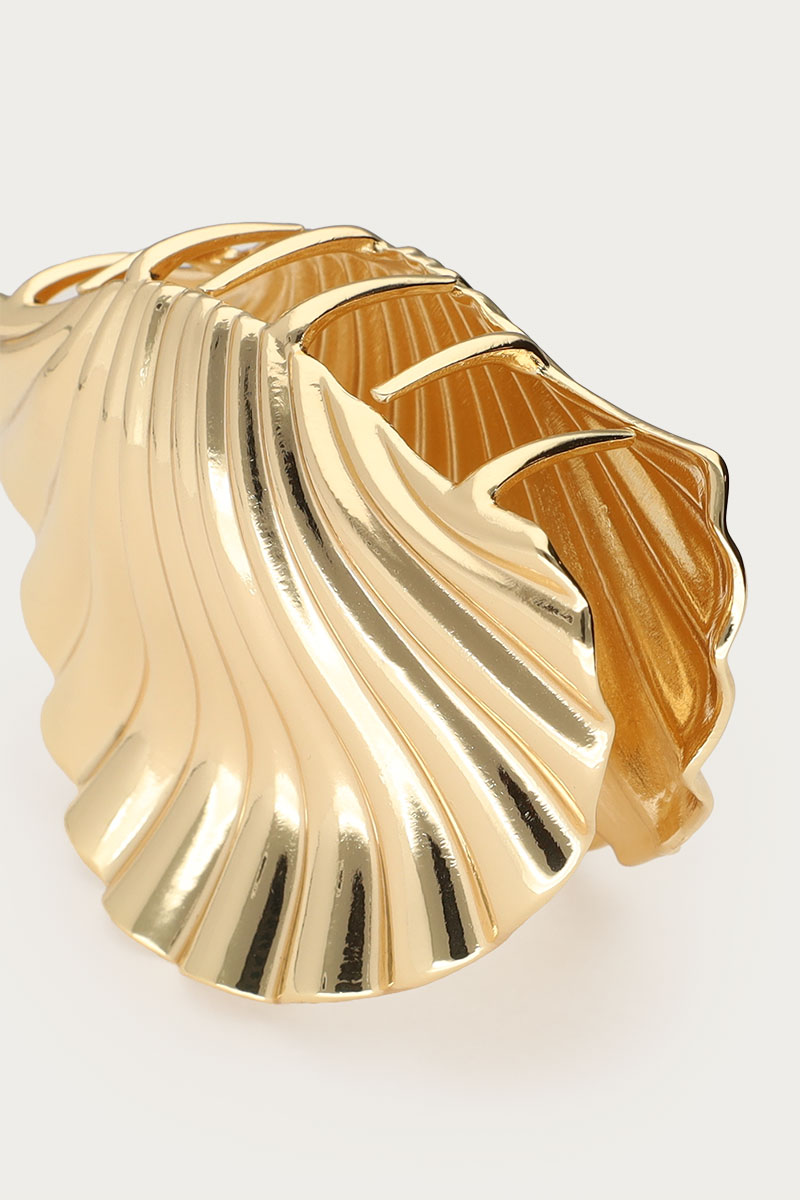 Gold colored hair clip large shell | My Jewellery