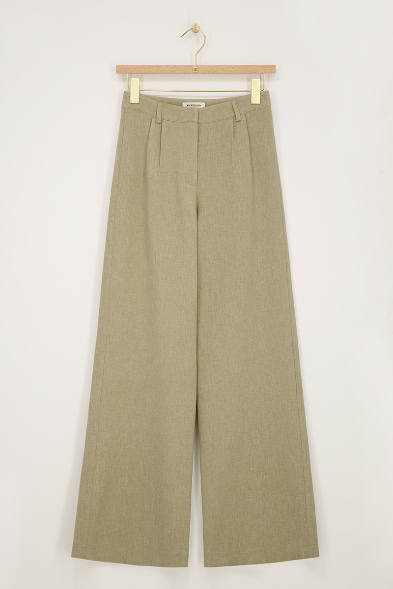 Green trousers with pleats | My Jewellery