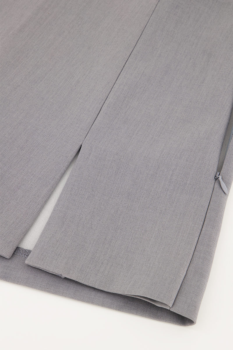 Grey skort with mini split | My Jewellery