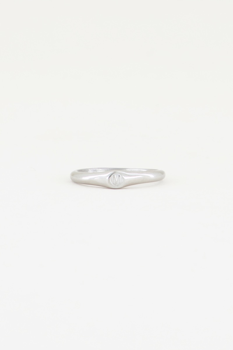 Silberfarbener Initialenring, Siegelring