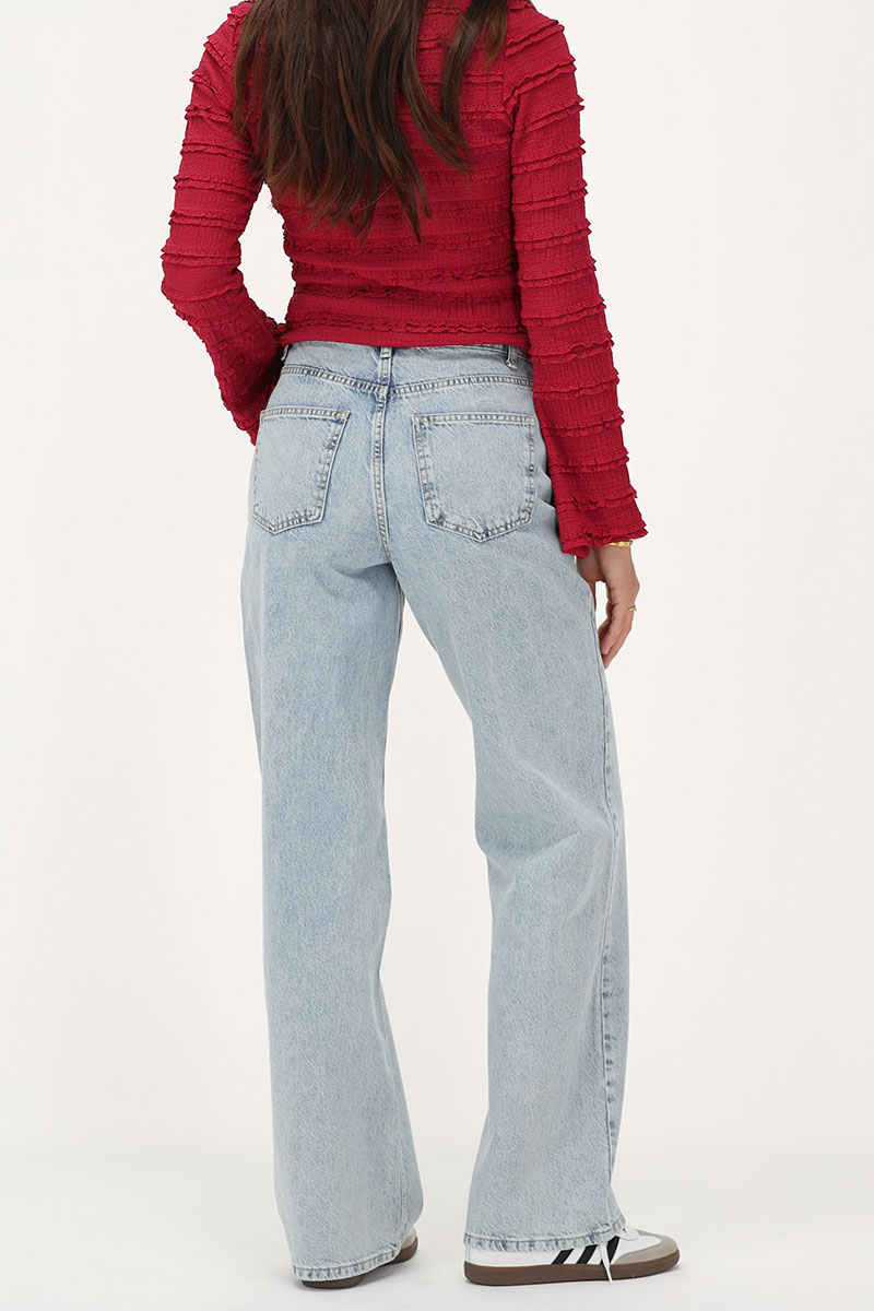 Classic light blue wide leg jeans | My Jewellery