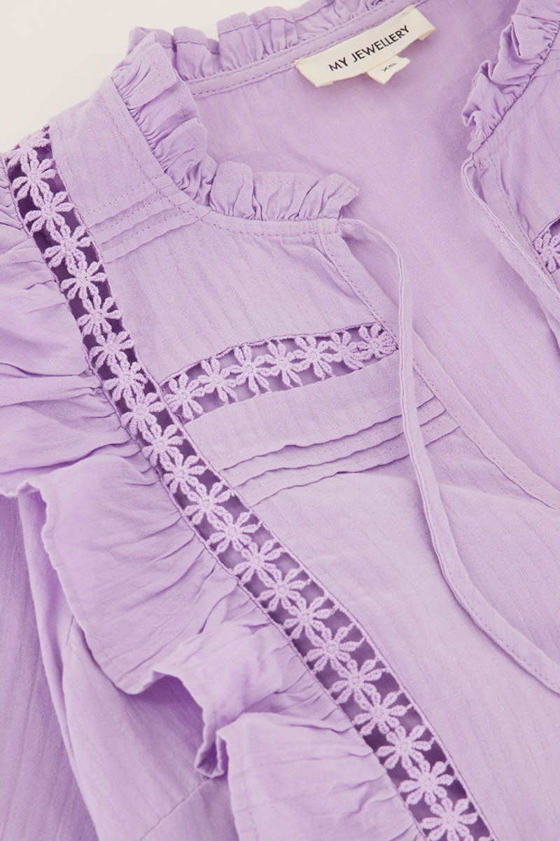 Lilac blouse with ruffles & flowers | My Jewellery
