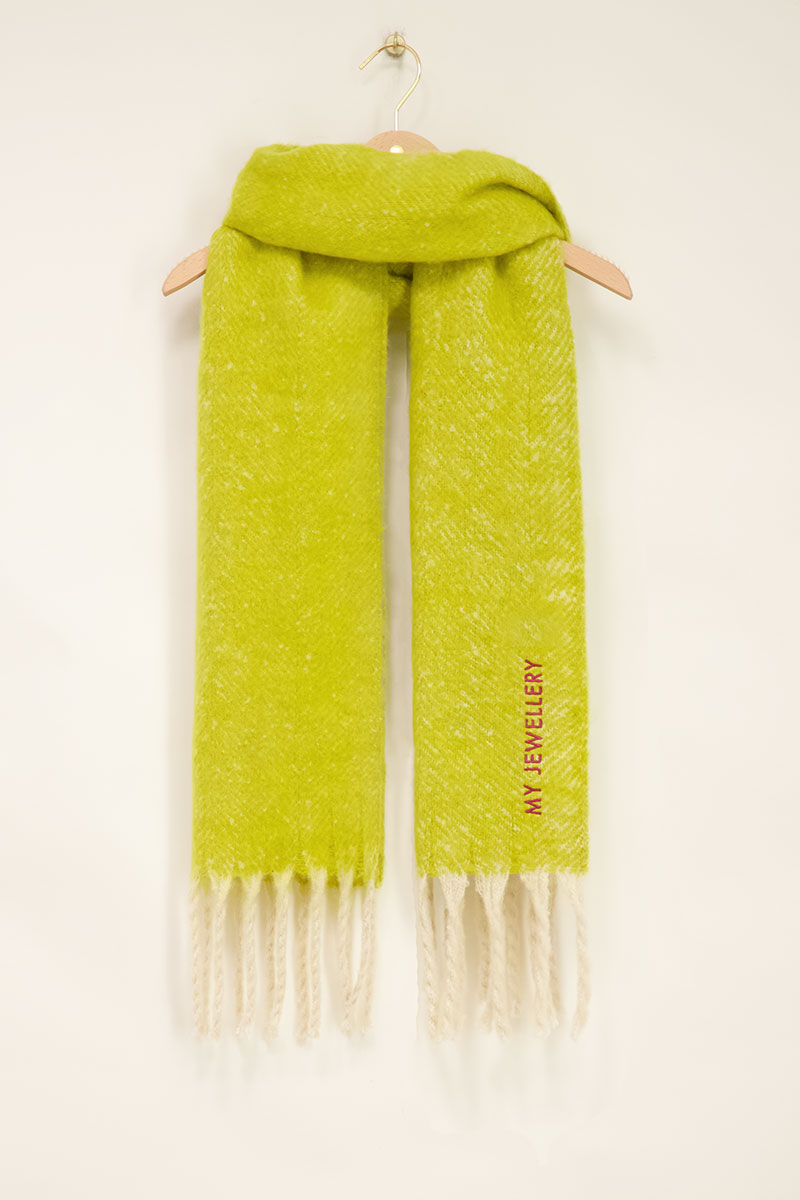 Lime groene sjaal met gedraaide franjes
