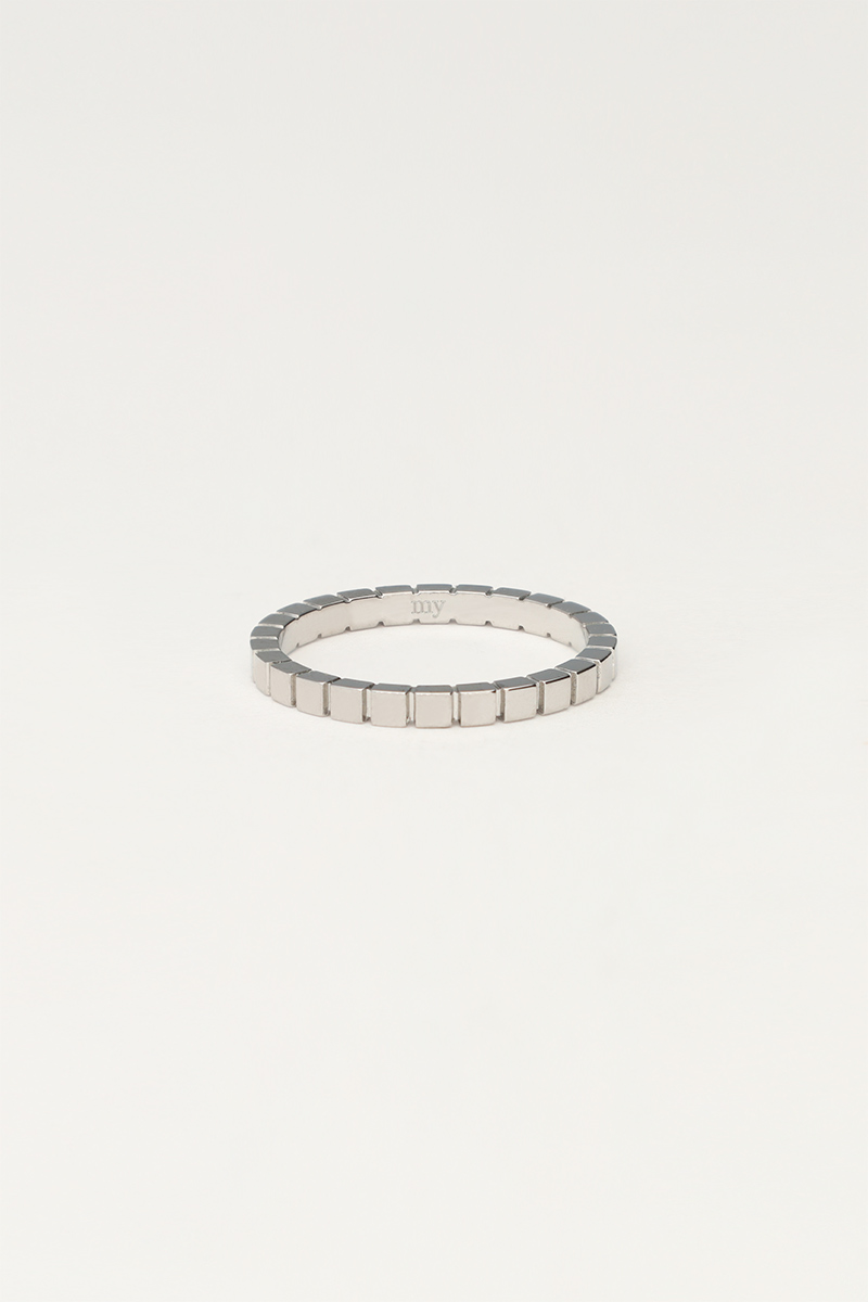 Minimalistischer Ring mit Vierecken