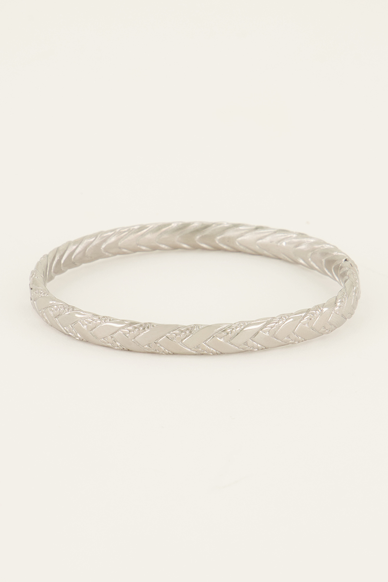 Minimalist braided bangle 