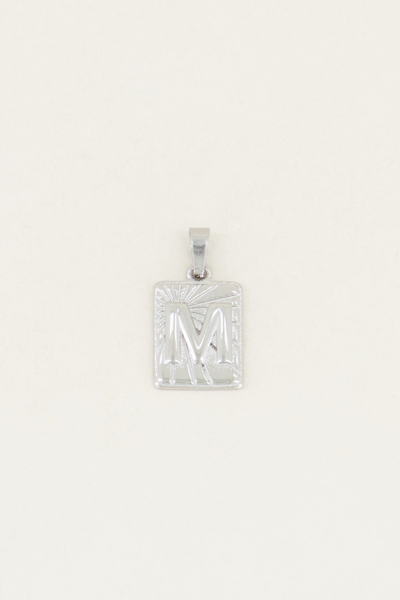 Rechteckiger Charm mit Initial