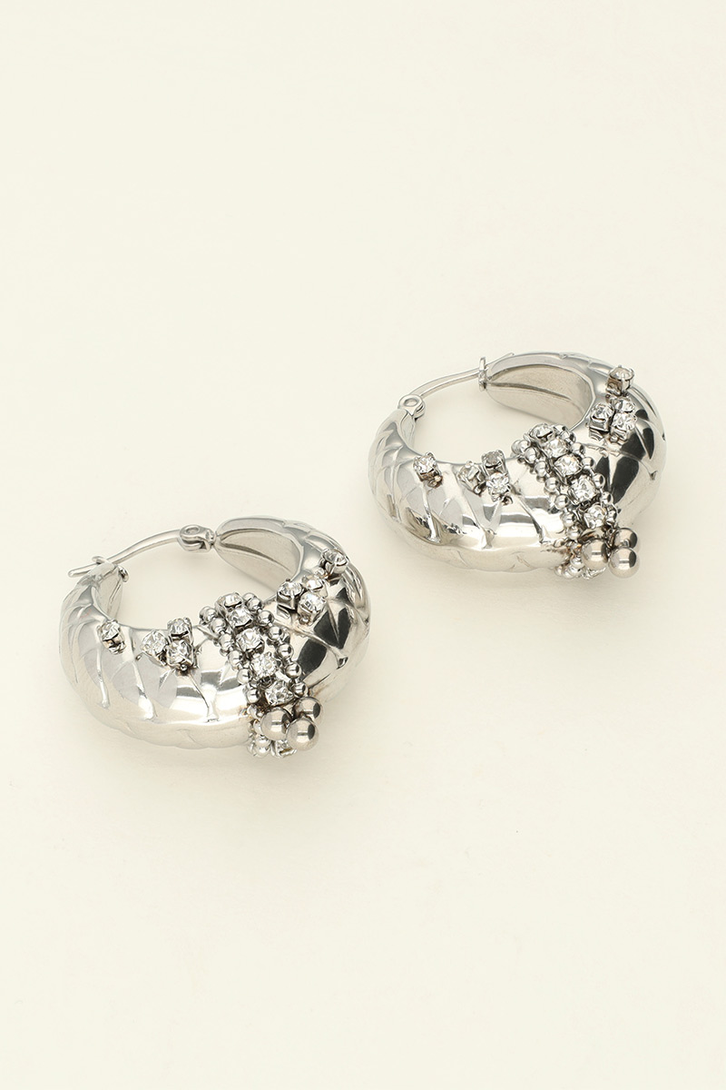 Statement-Ohrringe mit großen Perlen 