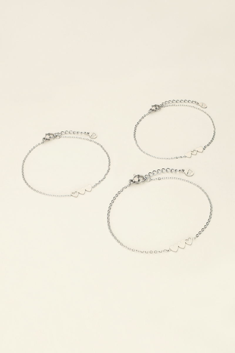 Mother & mini bracelet with three hearts