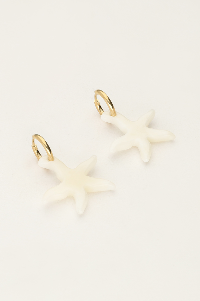 Ocean oorringen met kleine zeester beige